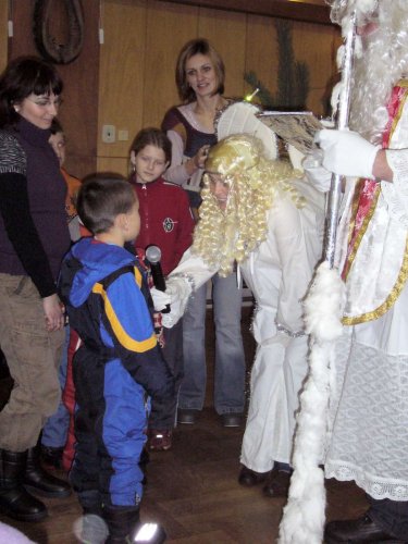 Mikulášské zpívání u stromečku - 3.12.2010